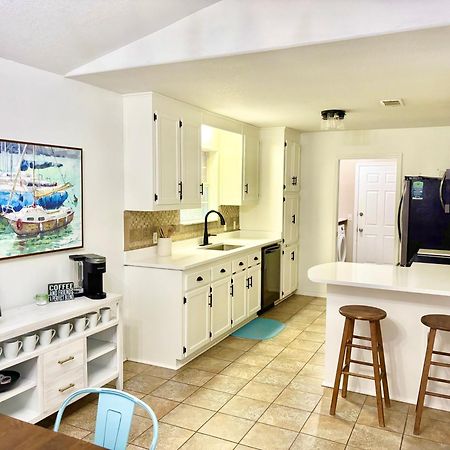 New! Close To Beach, Cozy, New Beds & Family Friendly Navarre Exteriör bild