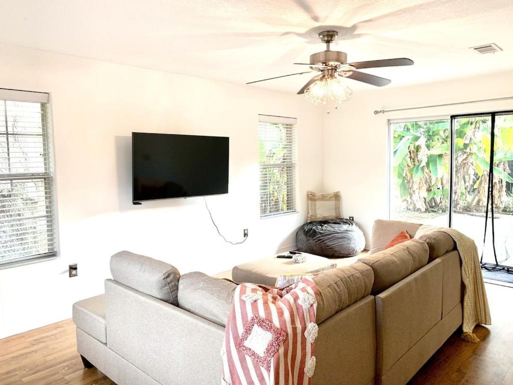 New! Close To Beach, Cozy, New Beds & Family Friendly Navarre Exteriör bild